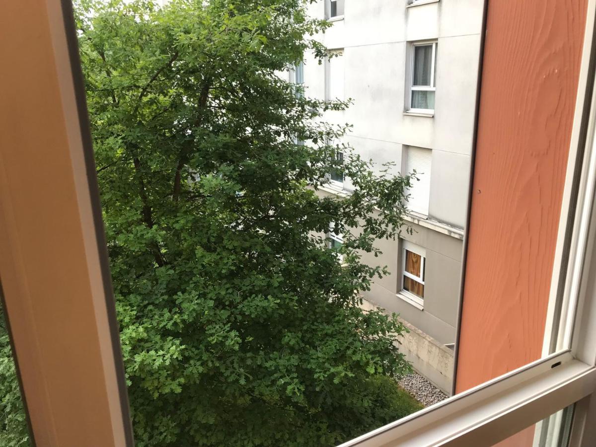 Studio 22M2 Rer Val D'Europe A 150M /Disney-Paris Montévrain Eksteriør bilde
