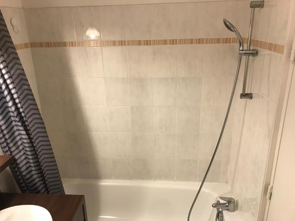 Studio 22M2 Rer Val D'Europe A 150M /Disney-Paris Montévrain Eksteriør bilde